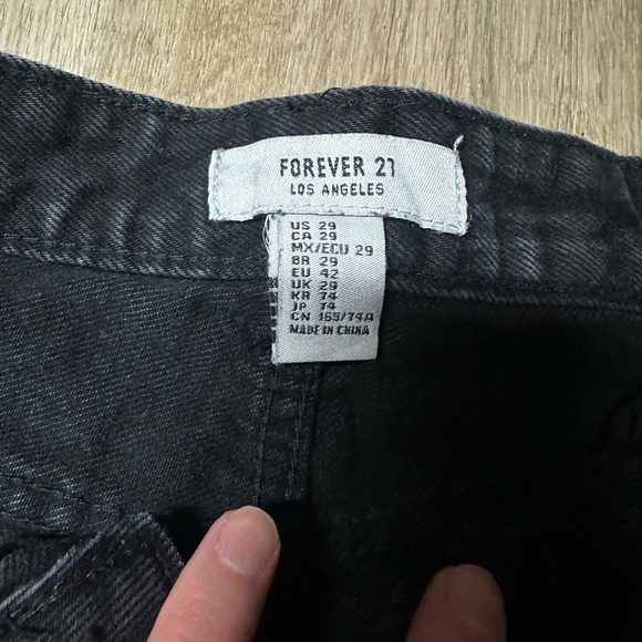 Forever 21 Black Distressed Denim Shorts High Waist Size 29 - Picture 4 of 5